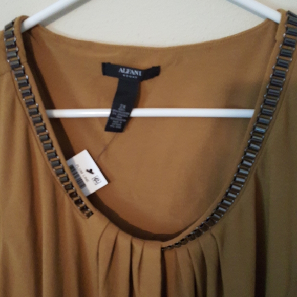 Alfani Woman Sleeveless Blouse - Picture 3 of 6